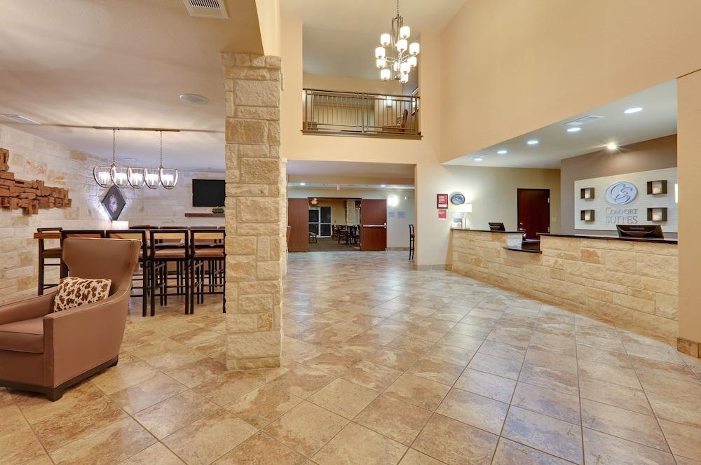 Comfort - Entertainment District Hotel Arlington