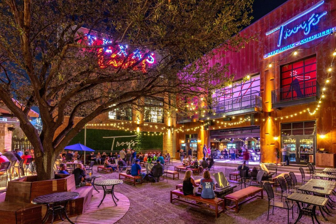 Live! By Loews - Arlington, Tx 4*