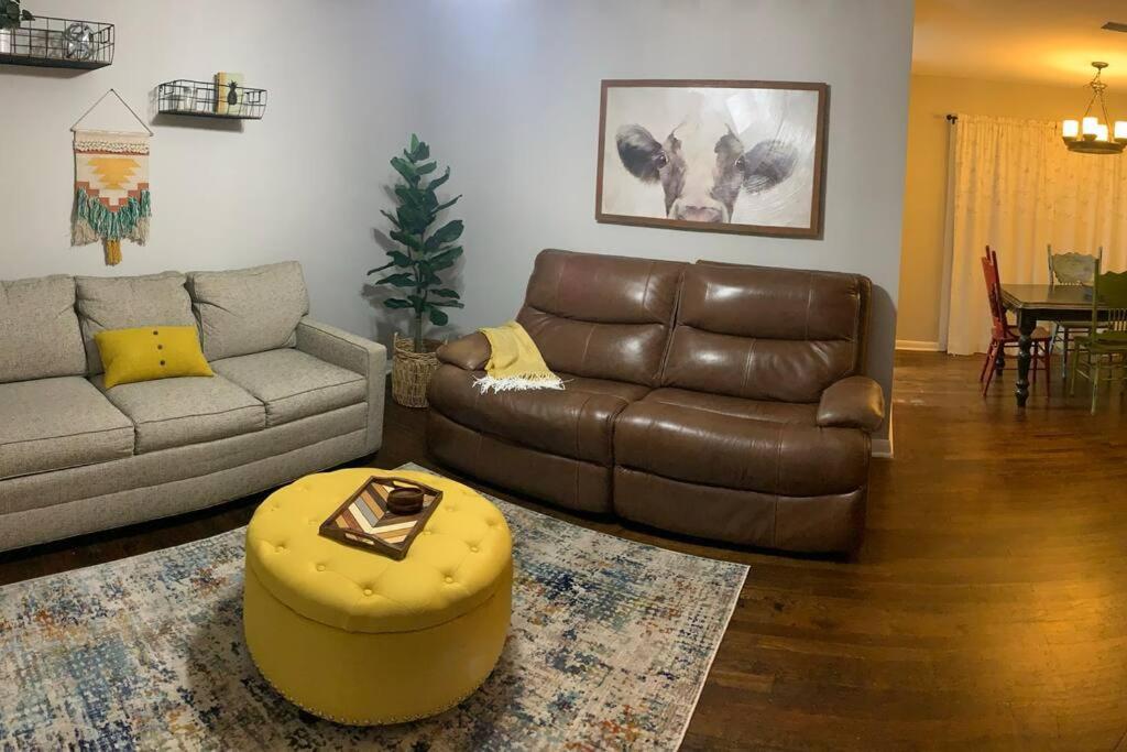 Holiday home *3 Blocks From At&t Stadium* 2 Bedroom-sleeps 6 Arlington