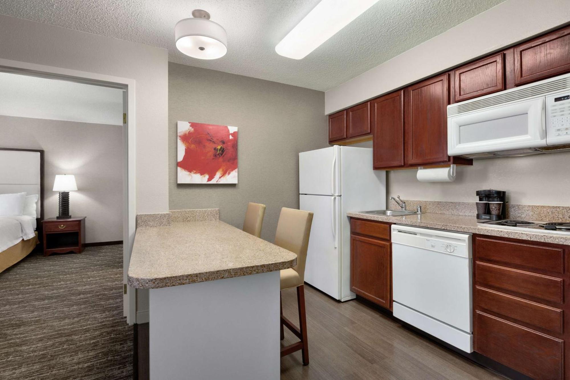 Hotel Homewood By Hilton Dallas-arlington 4*
