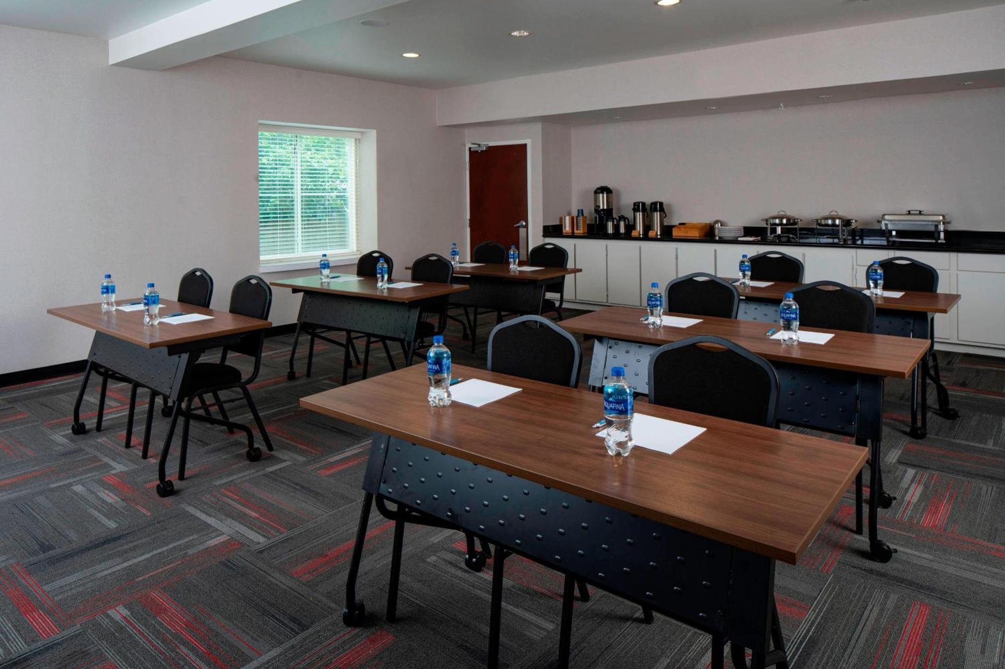 Hotel Four Points By Sheraton Dallas Entertainment District