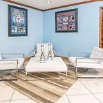 Baymont By Wyndham Arlington At Six Flags Dr