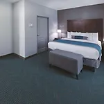 La Quinta Inn & Suites by Wyndham Fort Worth Eastchase