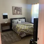 Private, Amazing 1-Bedroom Apt In Central Location