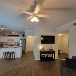 2Br 2Ba W Attached Garage Minutes From Outlet Shopping Sixflags Hurricane Harbor Texas Live At&T Stadium!
