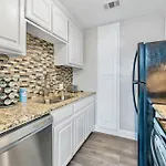 Walk To At&T Stadium! Family-Friendly 2 Bdrm