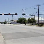 Executive Inn Of Arlington, Near At&T Stadium
