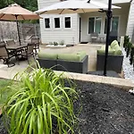 Stylish Townhome Near At&T Stadium, Globe Life, Six Flags & More