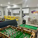 Fun-Filled Retreat Near Six Flags For 15 People