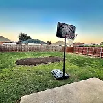 Spacious 4-Bedroom House With Ac, Wi-Fi Superb In The Heart Of Arlington, Tx!