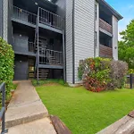 The Landry 163 Spacious And Cozy 1 Bedroom 1Bth