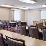 Courtyard By Marriott Dallas Arlington Entertainment District