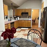 Comfy 3-Bedroom Home In Arlington