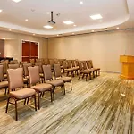Courtyard By Marriott Dallas Arlington South