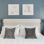 Landing At The Biltmore - 1 Bedroom In North Arlington