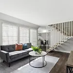 Stratton 309-G I Spacious 2 Bed 15 Bath