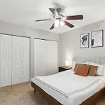 Stratton 309-G I Spacious 2 Bed 15 Bath