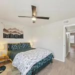 The Landry 174 Spacious And Cozy 2 Bedroom 2Bth