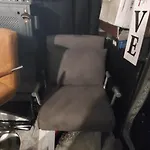 Cozy Mobiles Luxury Living Room And Dine On Wheels