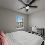 The Landry 257 Spacious And Cozy 1 Bedroom 1Bth