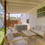 Walk To Cowboys Games Arlington Home With Yard!