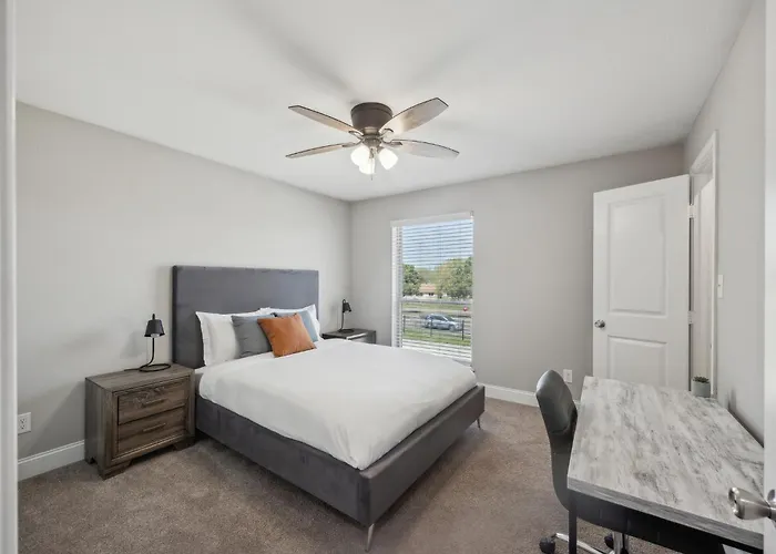 The Mirage 251 I Comfy 1 Bed 1 Bath