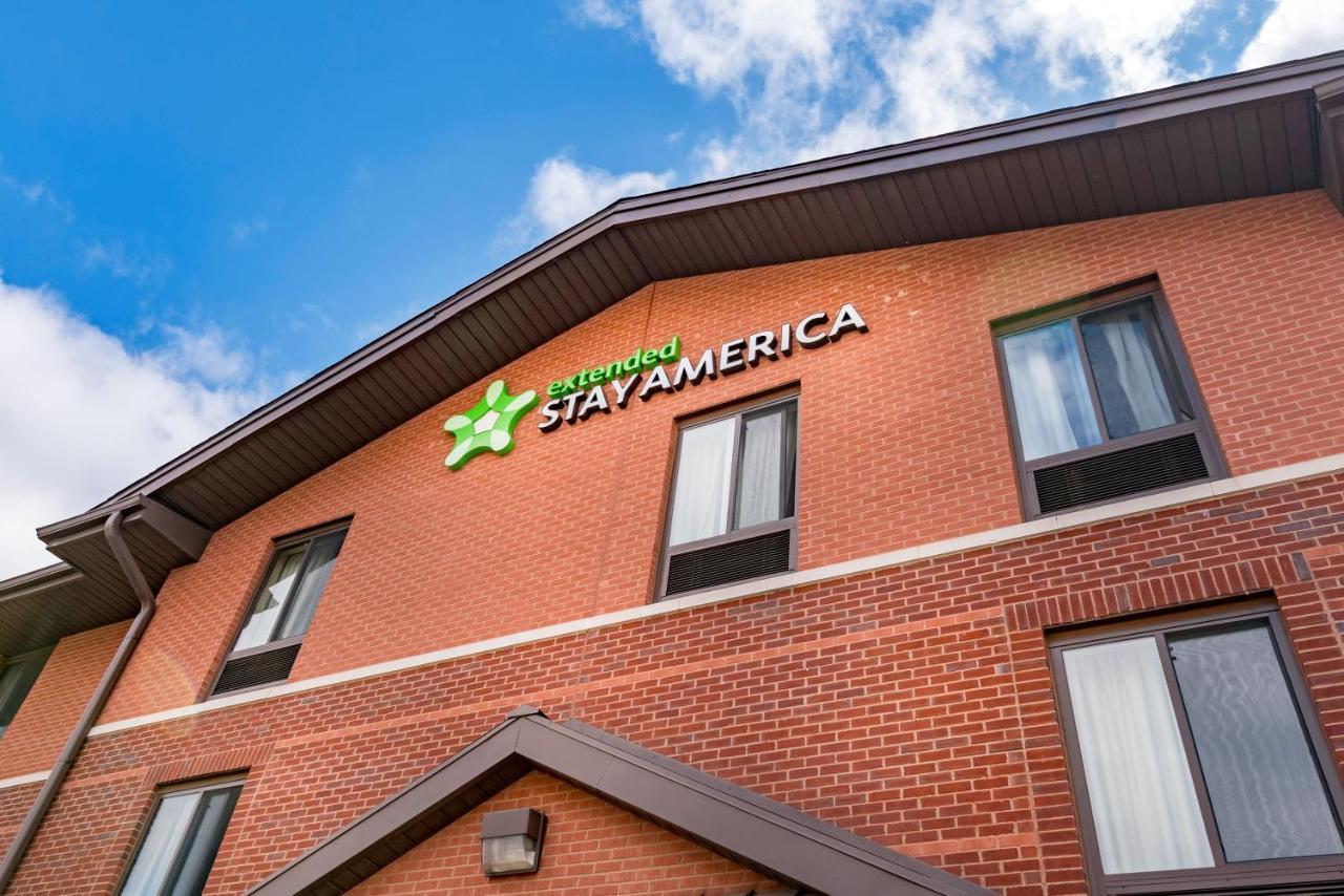 Hotel Extended America - - Six Flags