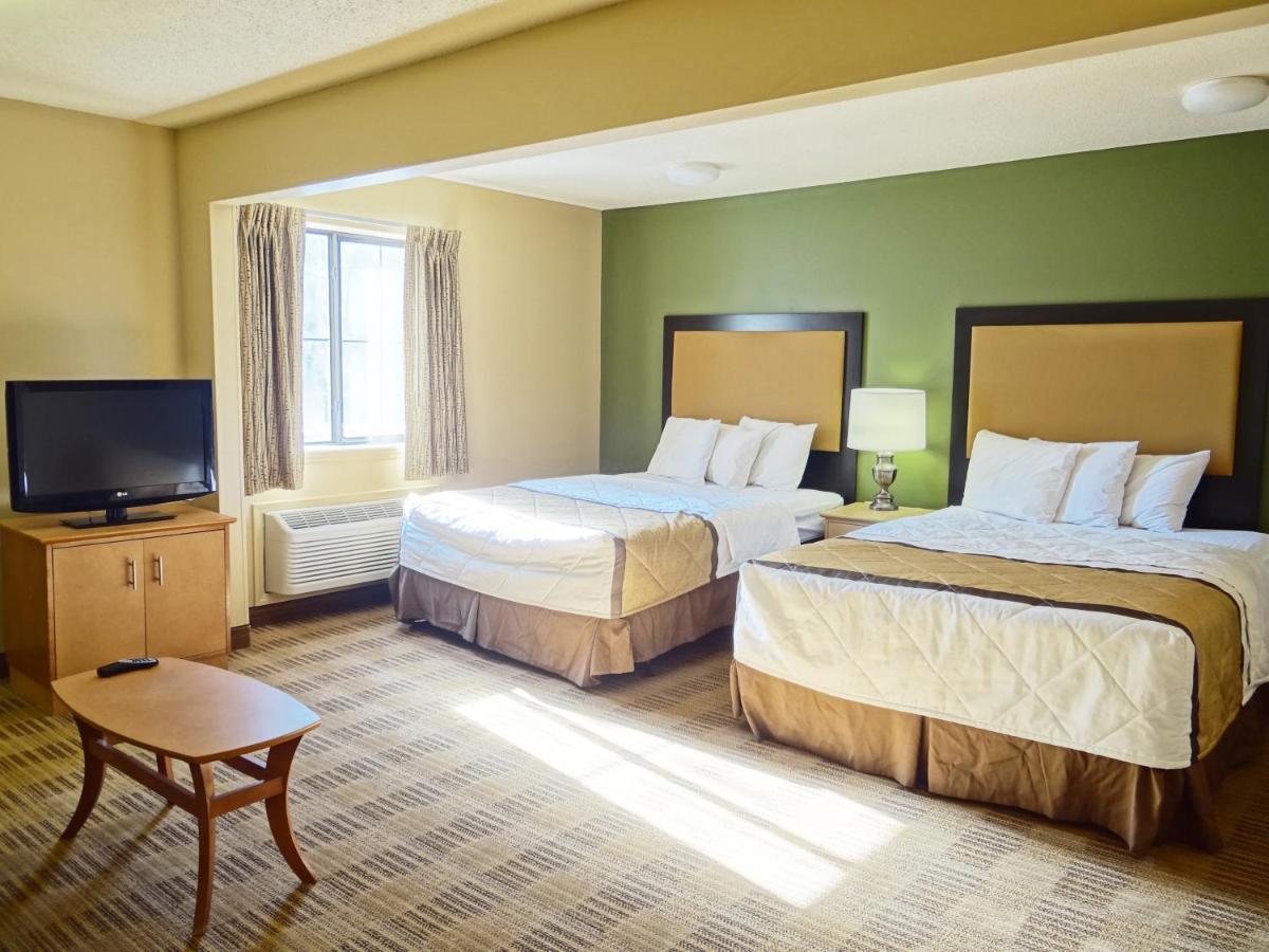 Extended America - - Six Flags Hotel 2*