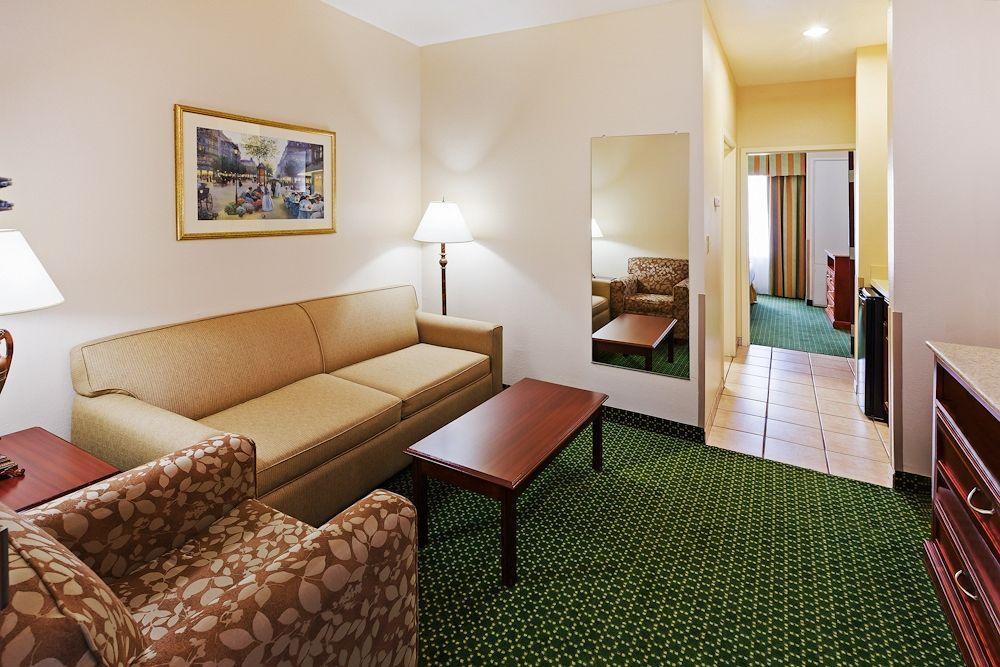 Hotel Four Points By Sheraton Dallas Entertainment District 3*