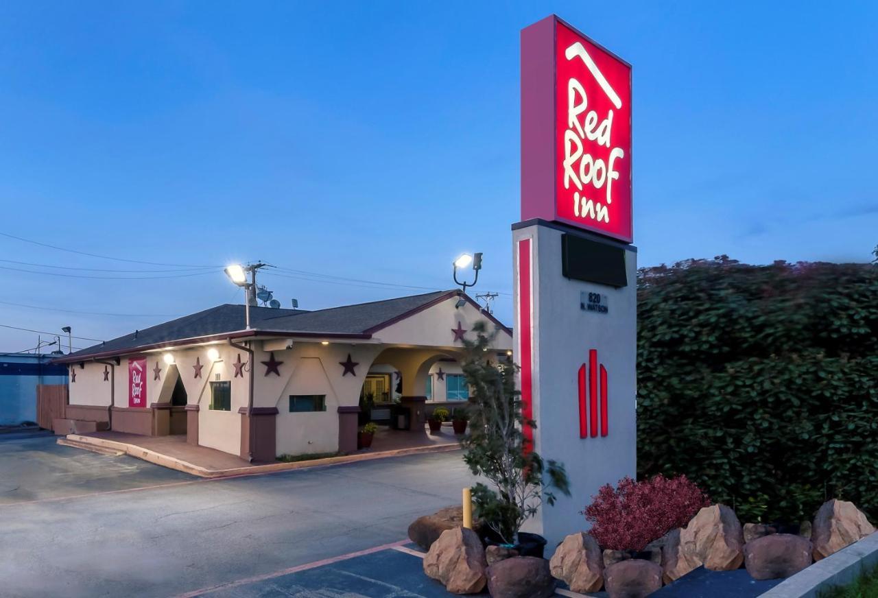 Red Roof - Entertainment District
