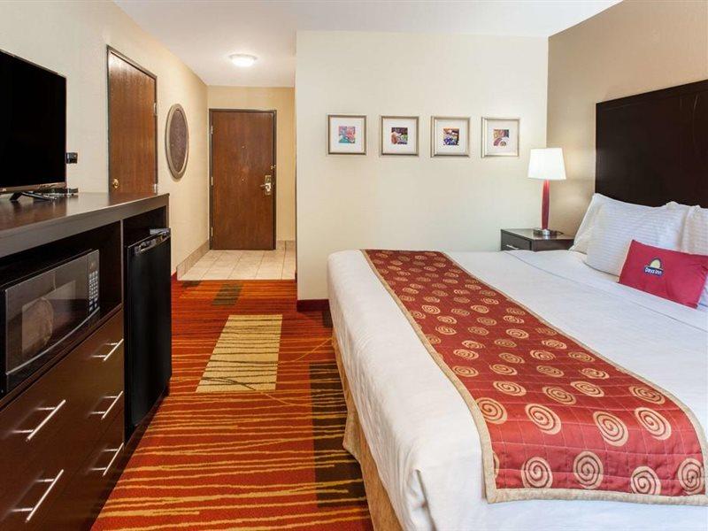 Days By Wyndham Hotel