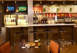 Hotel Courtyard By Marriott Dallas Entertainment District 3*