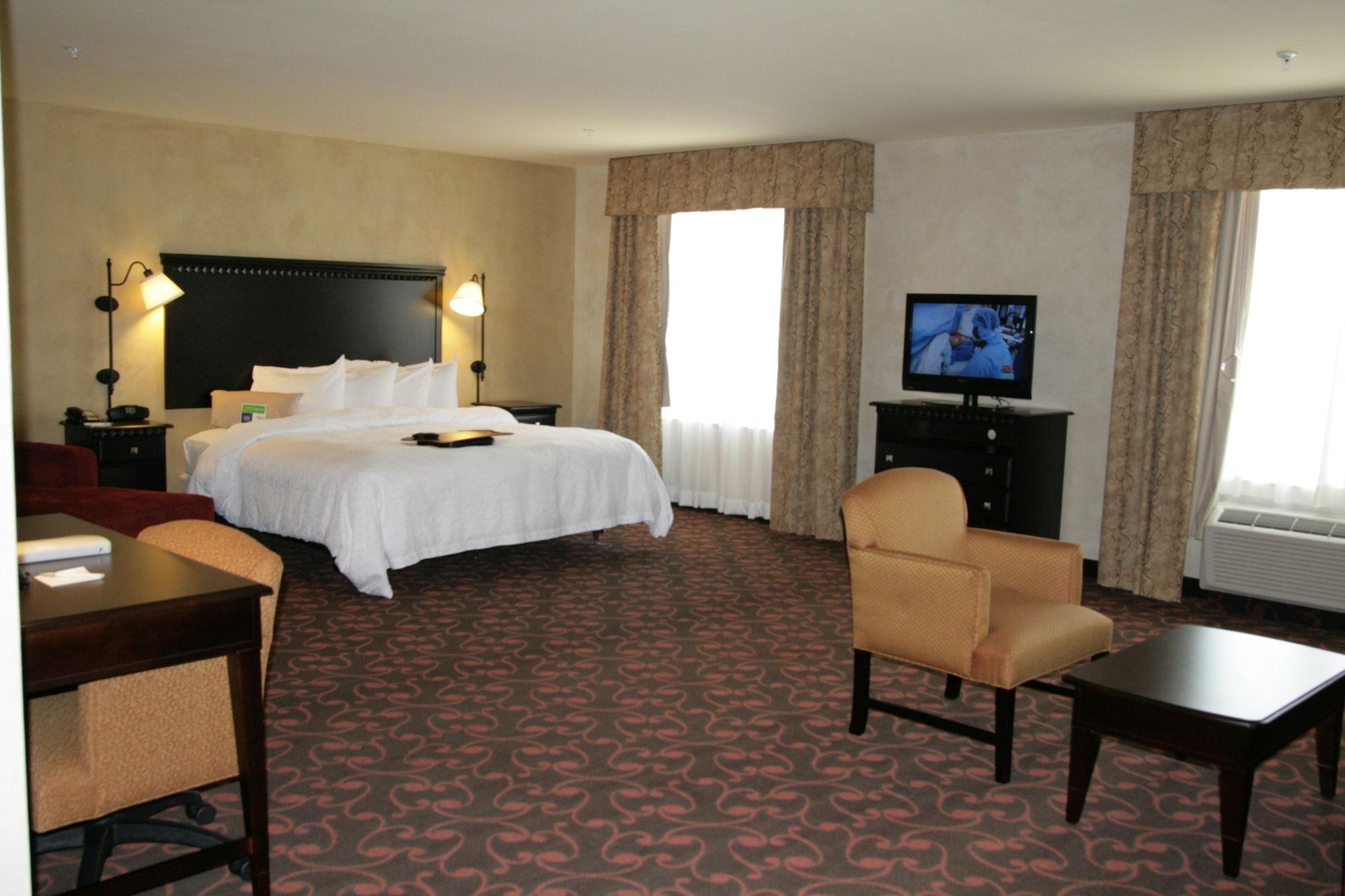 Hotel Hampton & Dallas-arlington North-entertainment District