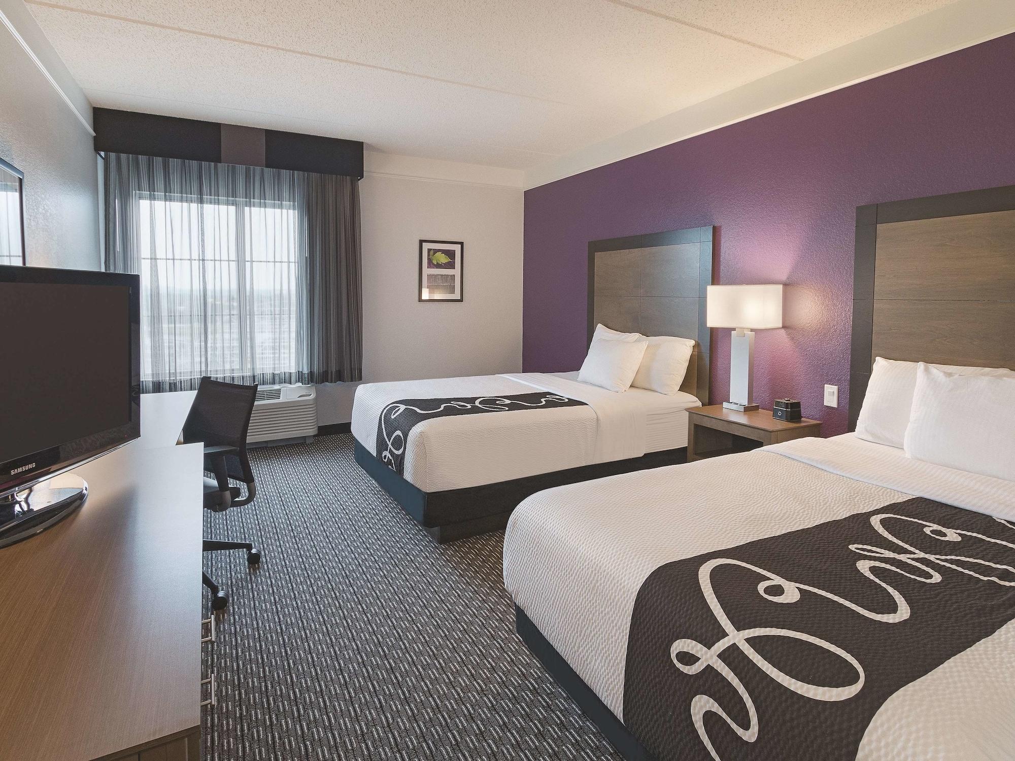 Hotel La Quinta By Wyndham North 6 Flags Dr
