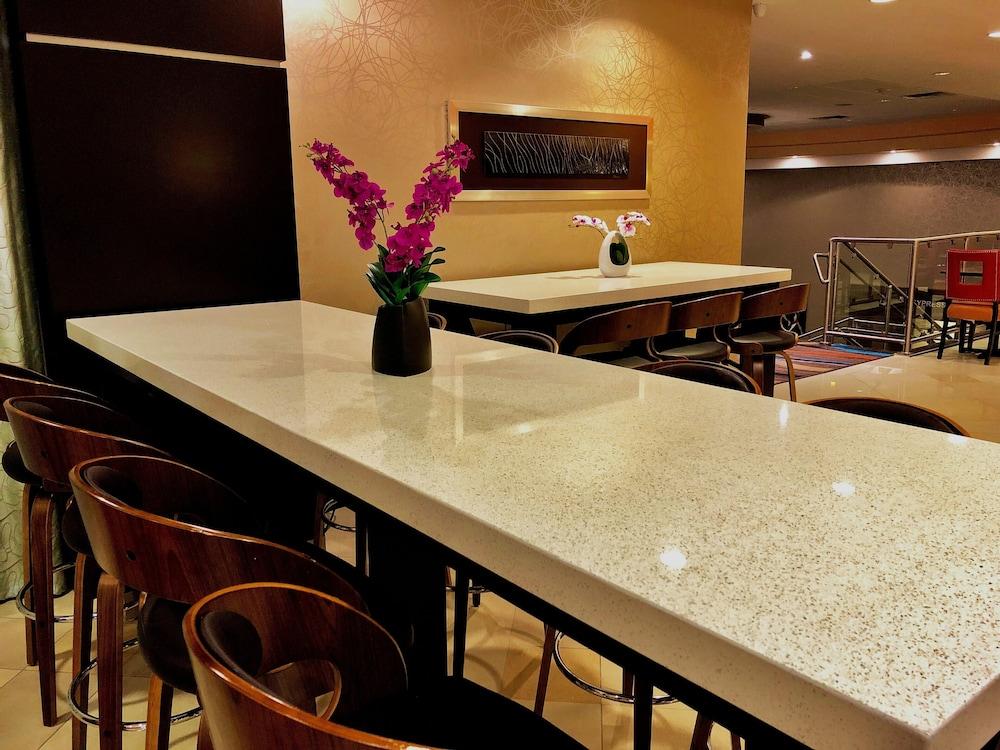 Lux & Spa, Trademark Collection By Wyndham 3* Arlington