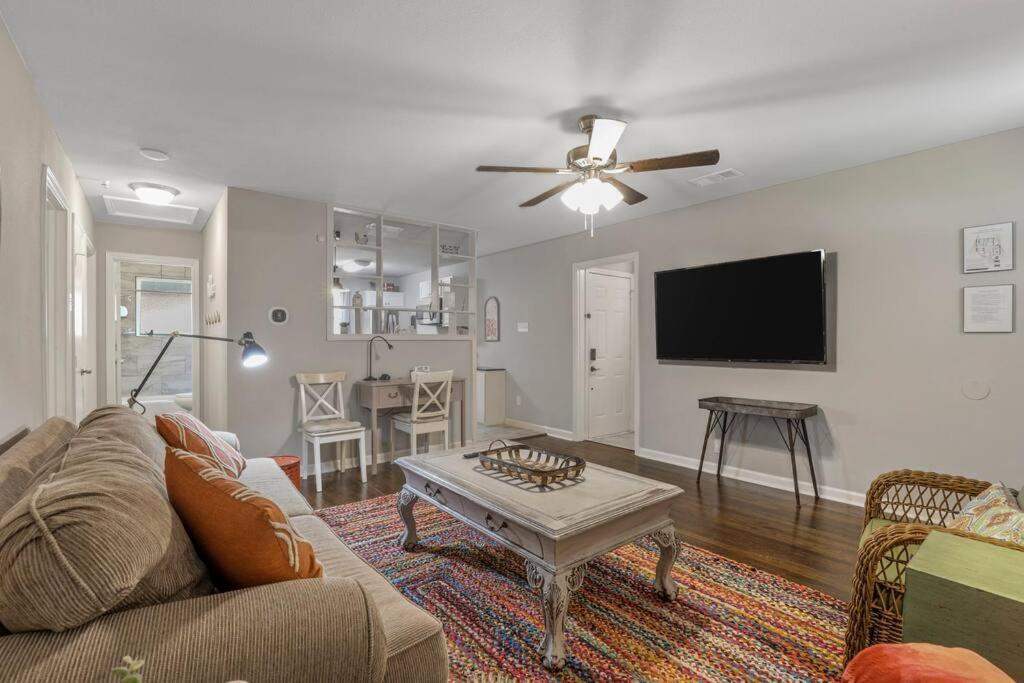 Summer Deal! Texas Rangers Near Globe Life - Cowboys, At&t Holiday home Arlington