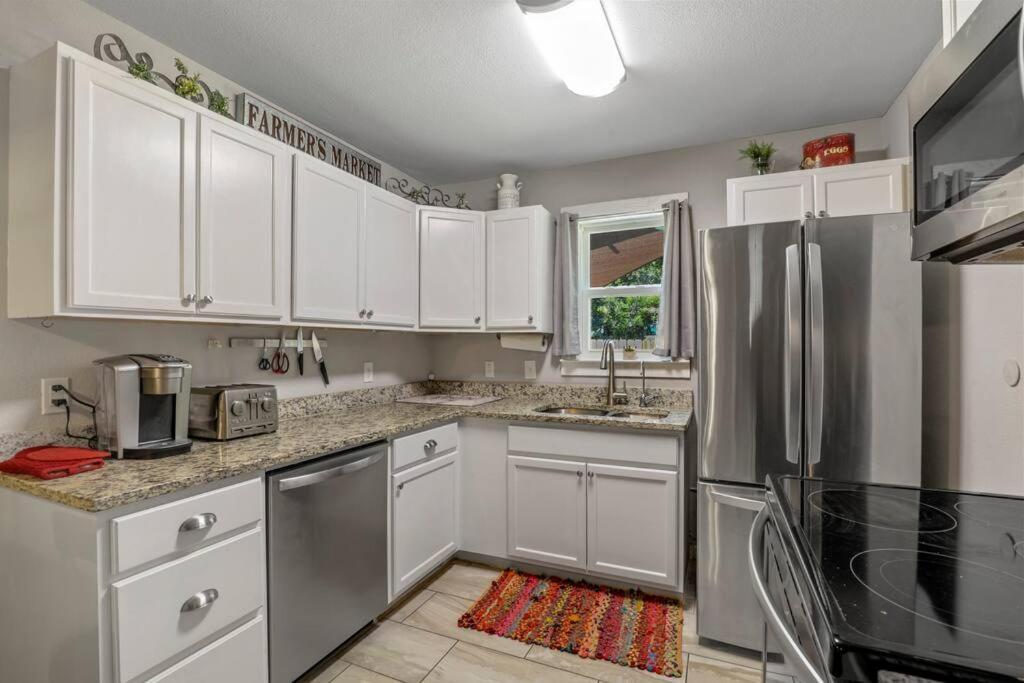 Holiday home Summer Deal! Texas Rangers Near Globe Life - Cowboys, At&t *