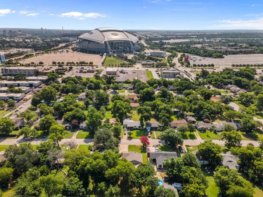 Holiday home Summer Deal! Texas Rangers Near Globe Life - Cowboys, At&t