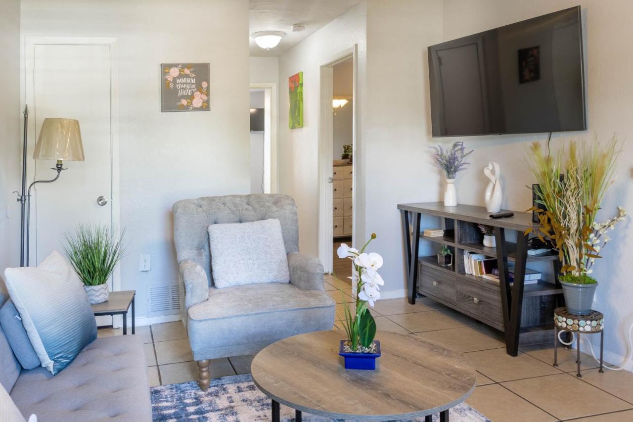 Cozy Essentials: Extended Comfort Arlington