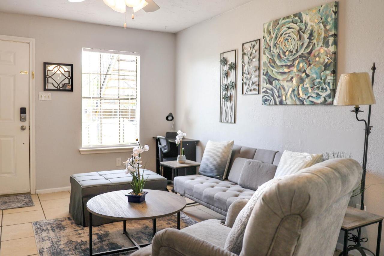 Apartment Cozy Essentials: Extended Comfort Arlington