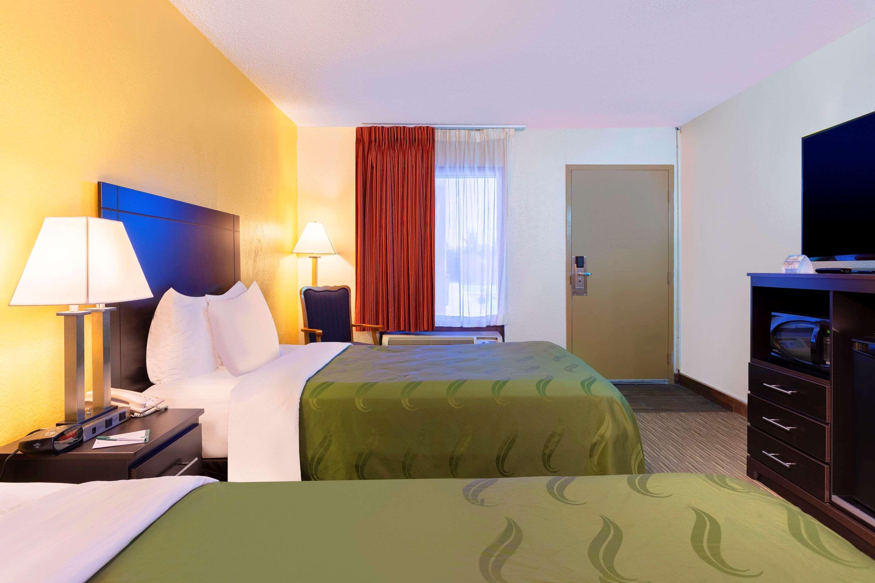 Quality At Highlands Inn 3*