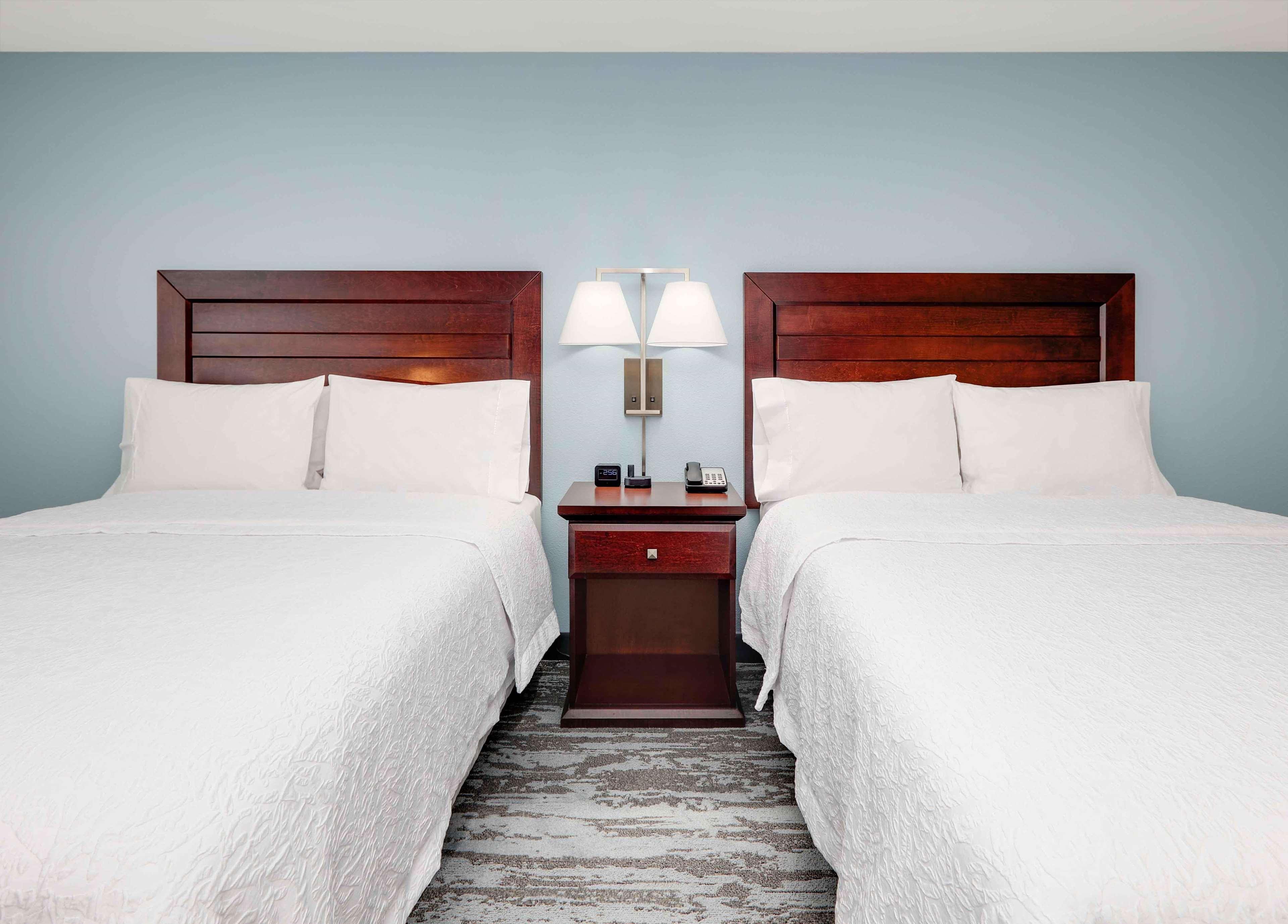 Hampton & Dallas-arlington-south 3*