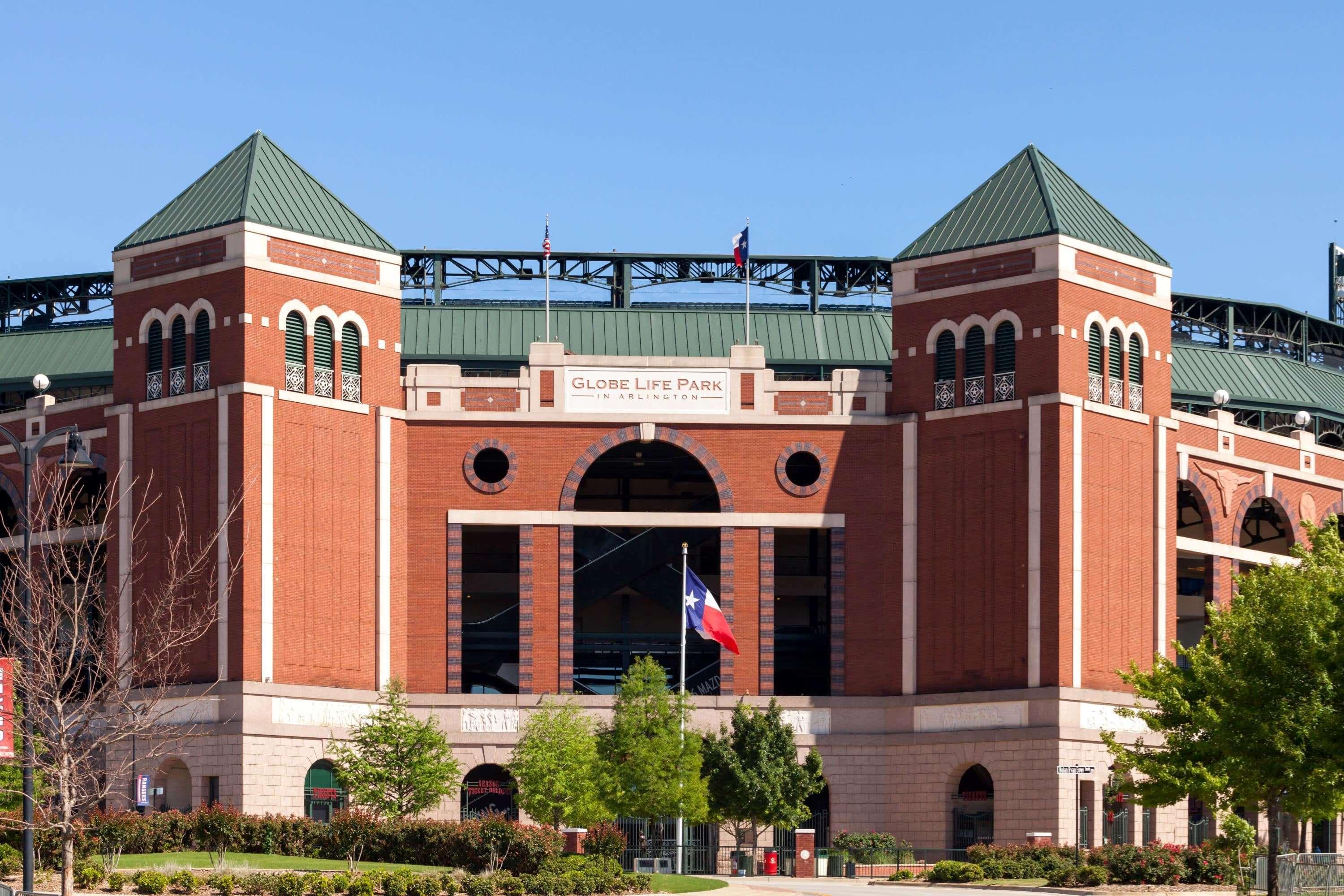 Howard Johnson By Wyndham Ballpark / Six Flags