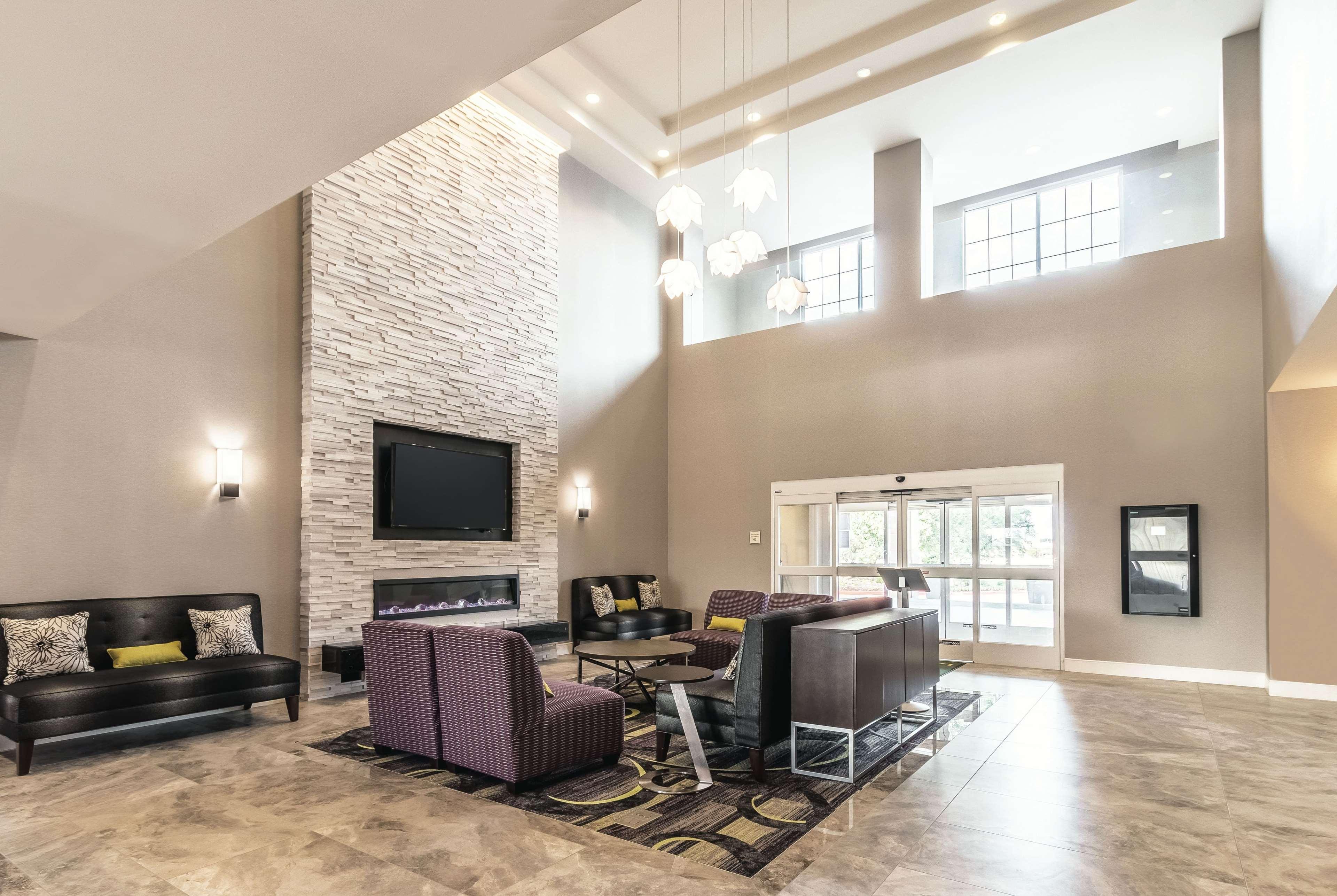 Hotel La Quinta By Wyndham North 6 Flags Dr