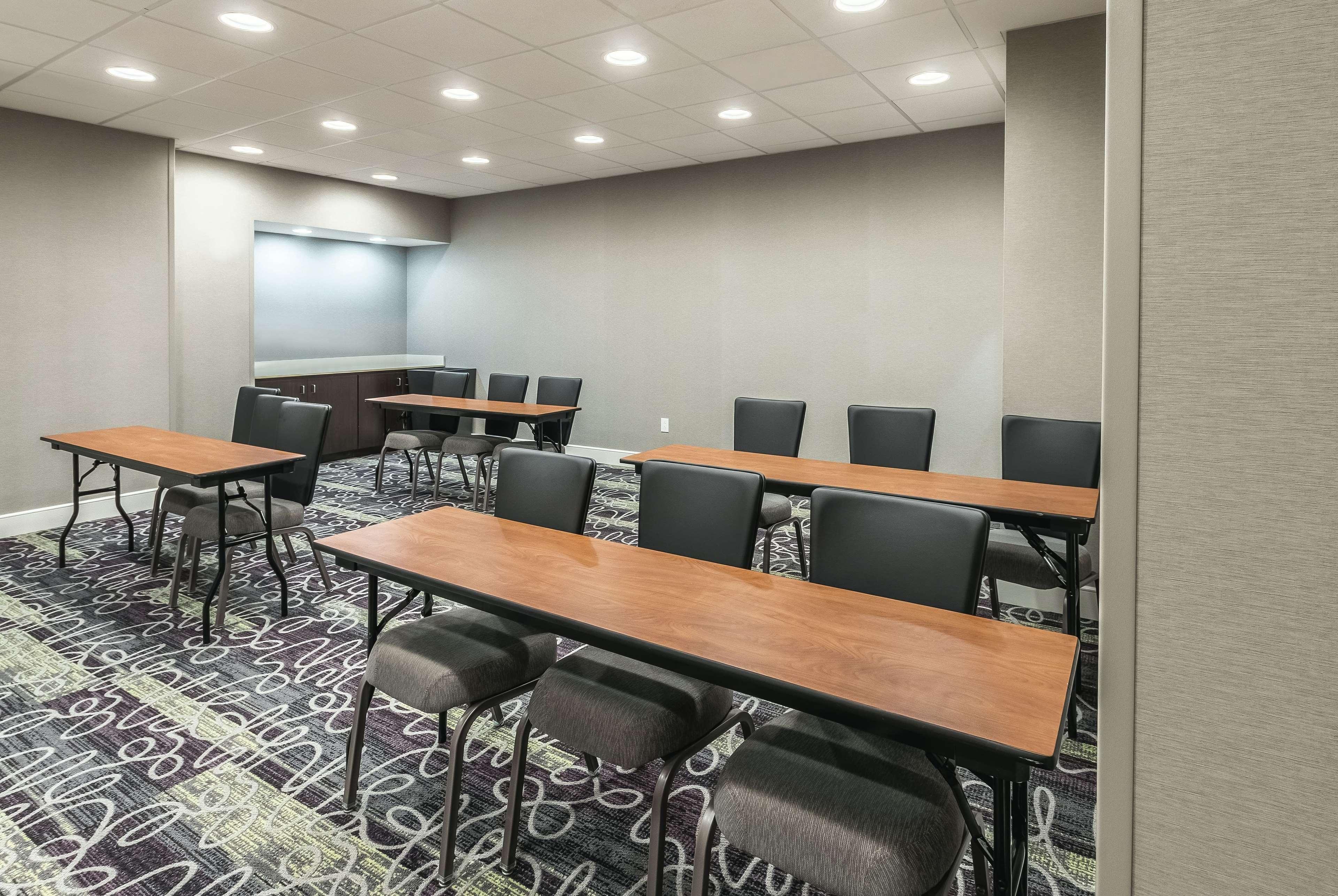 Hotel La Quinta By Wyndham North 6 Flags Dr 3*