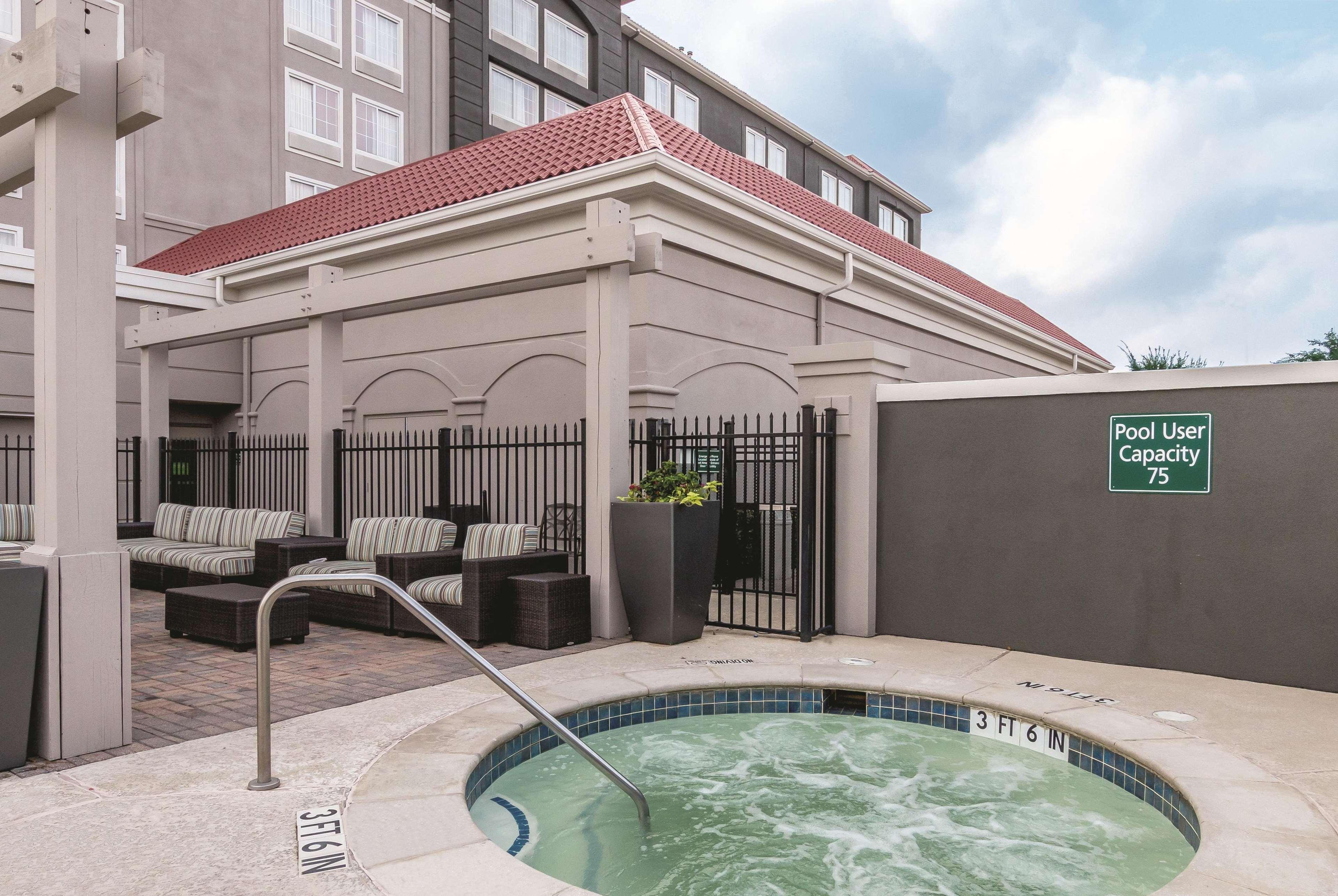 La Quinta By Wyndham North 6 Flags Dr 3* Arlington