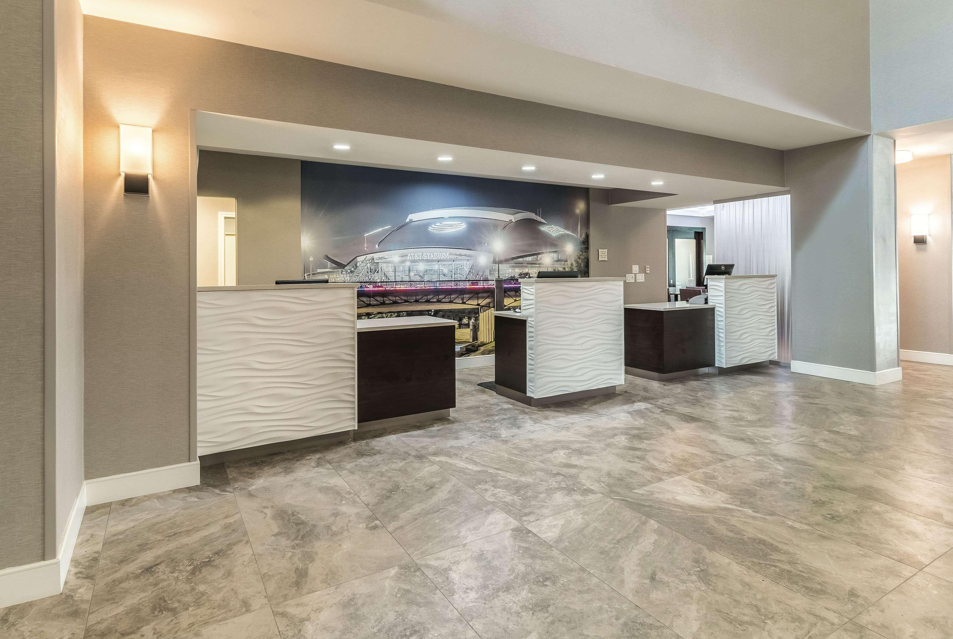 La Quinta By Wyndham North 6 Flags Dr 3*