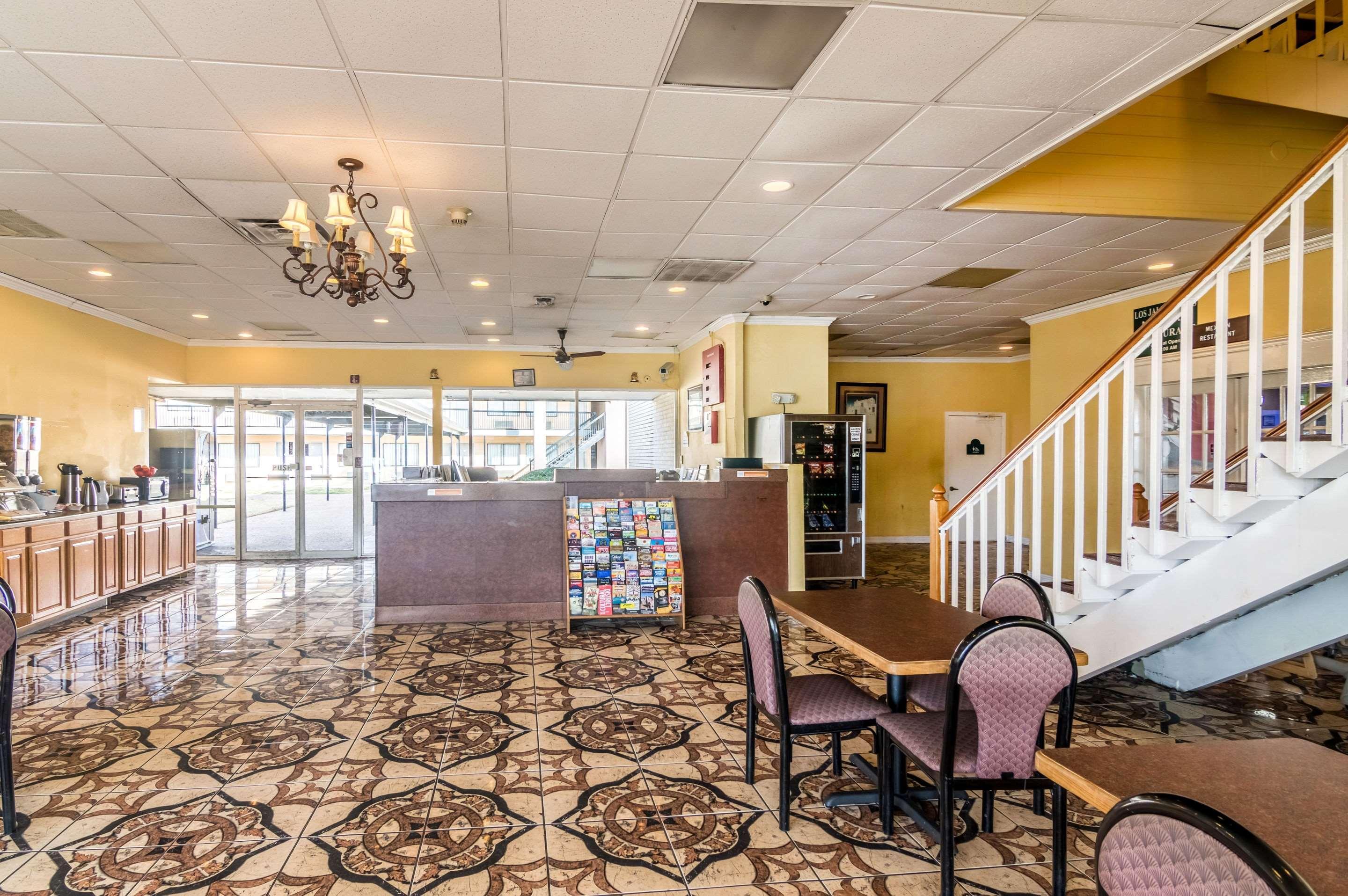 Inn Rodeway Arlington
