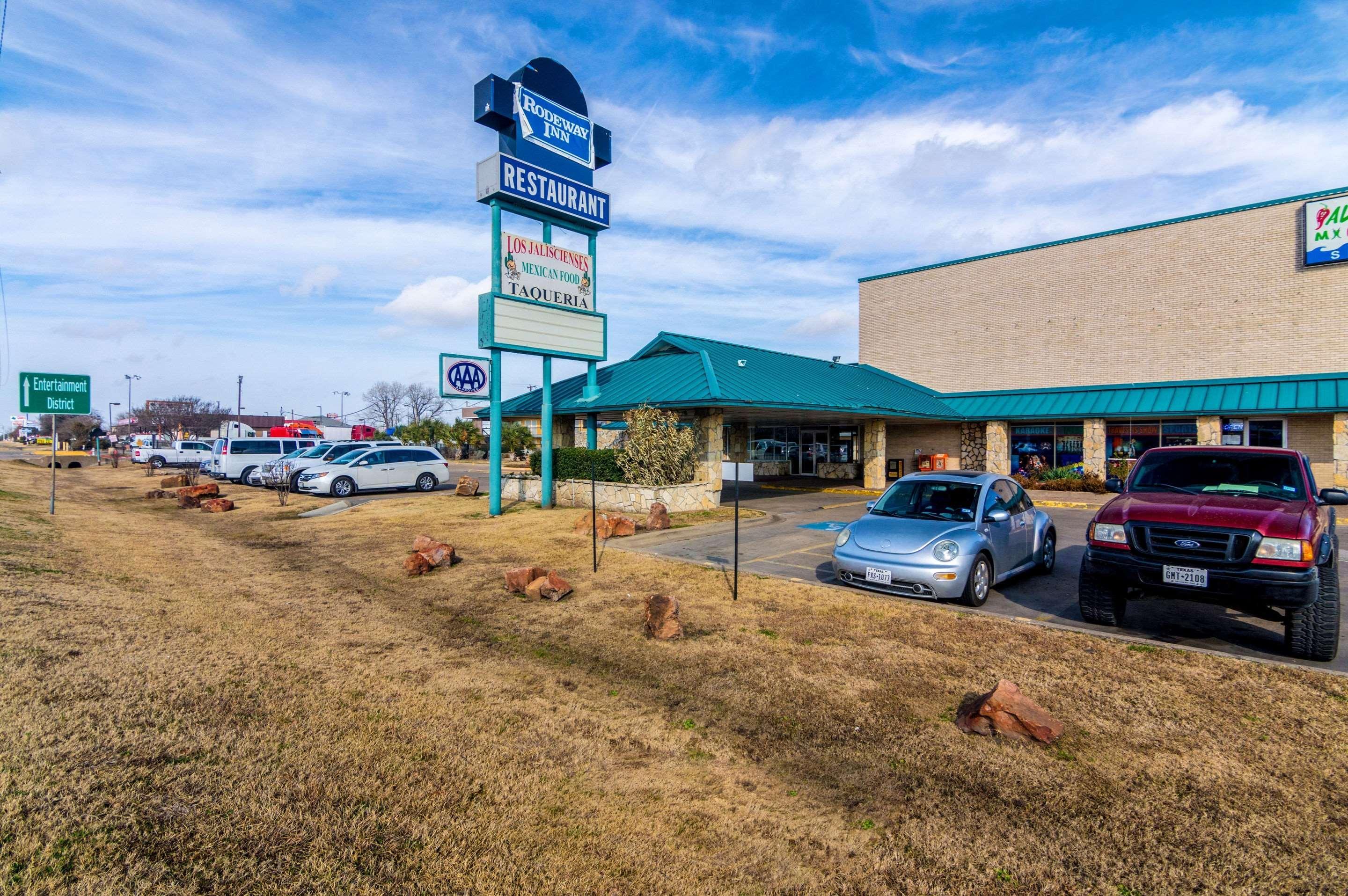 Inn Rodeway Arlington