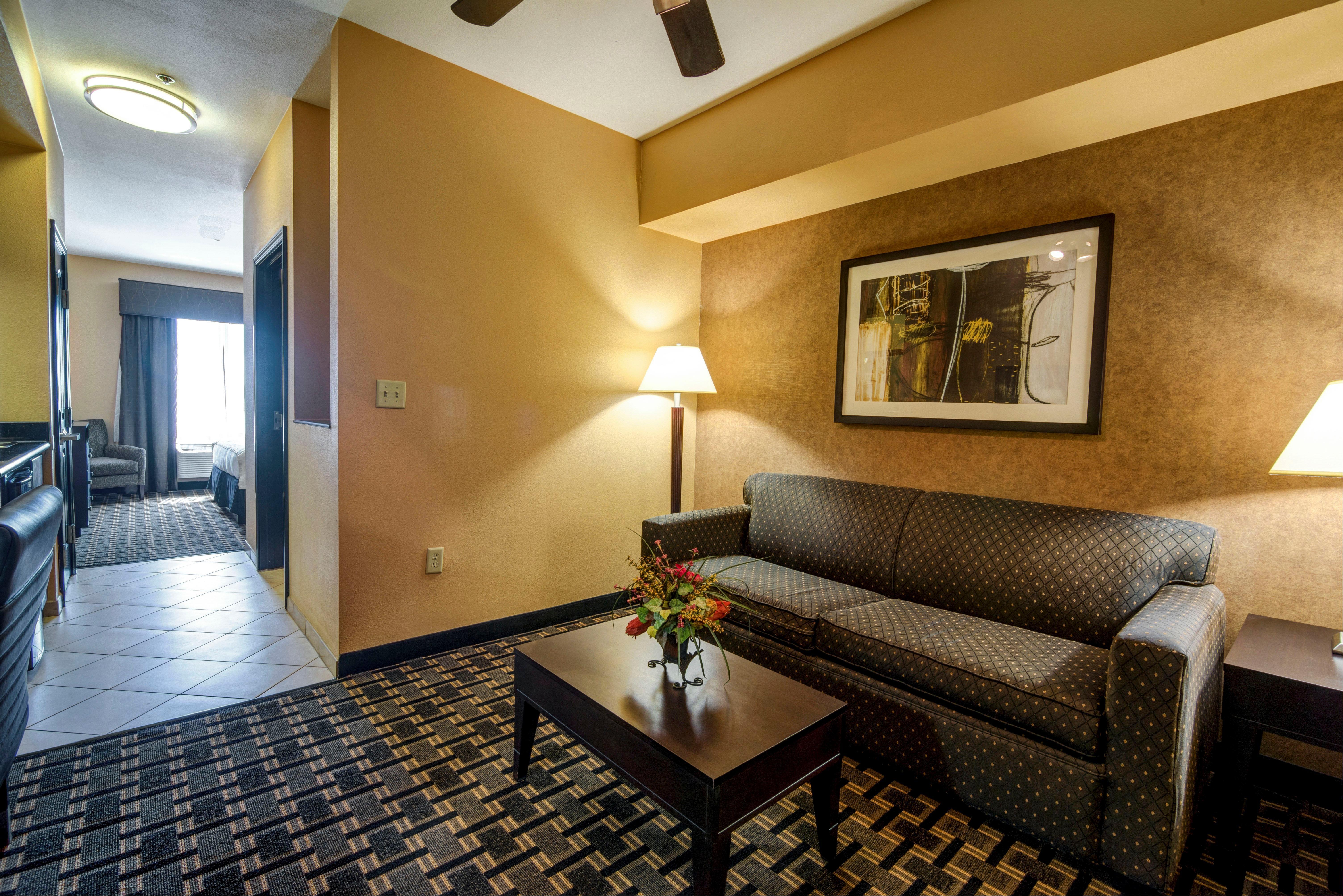 Northeast By Ihg Hotel 3*